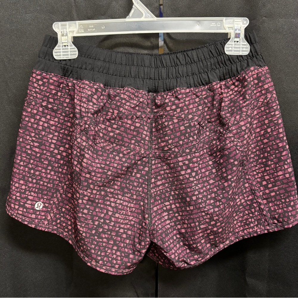 Lululemon seawheeze shorts size 8
